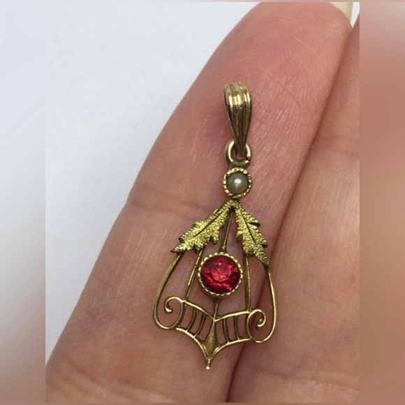 Victorian 10k ruby seed pearl lavalier pendant - Picture 1 of 6